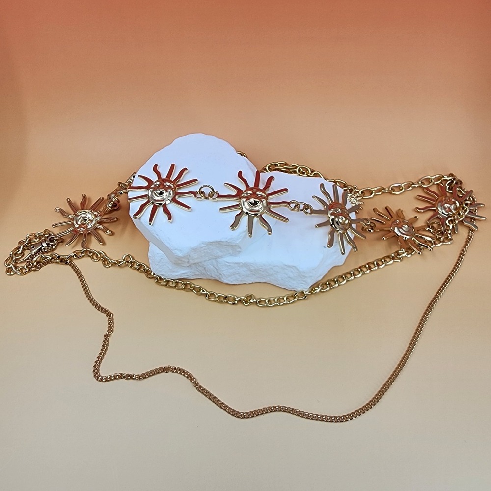 Gold Tone Smiling Sun Chain Belt Celestial Statement Festival Vintage Accessory